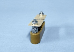 Клемма двуштырная 6056Б-00-00