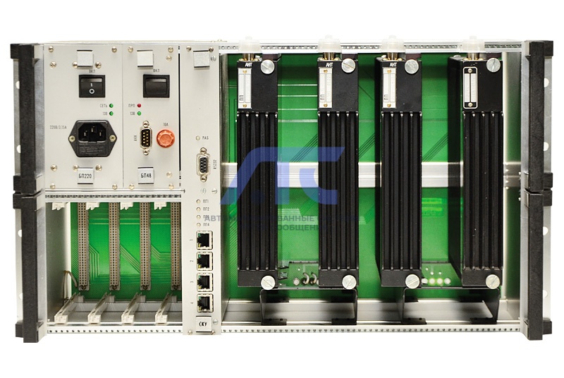 Базовые радиостанции/репитеры стандарта DMR РБ011