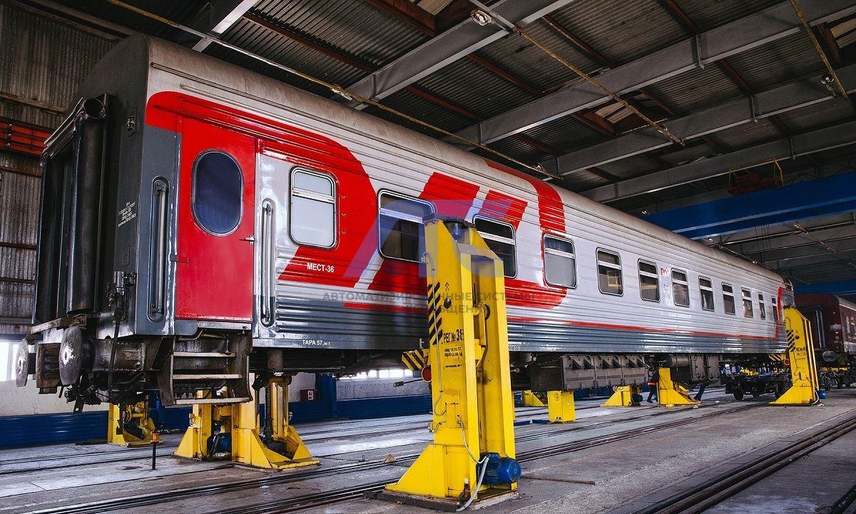 Домкрат железнодорожный УДС-120, УДС-160, УДС-200