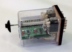 Реле электромагнитное 1КМ-950 (17235-00-00-22)