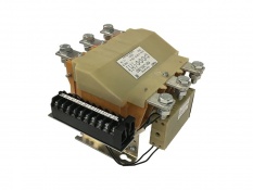 Контактор вакуумный КВ1-400-3В3