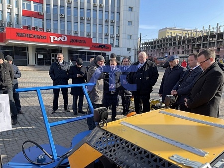 Гусеничная самоходная машина МКУ 1.01 (Россия)